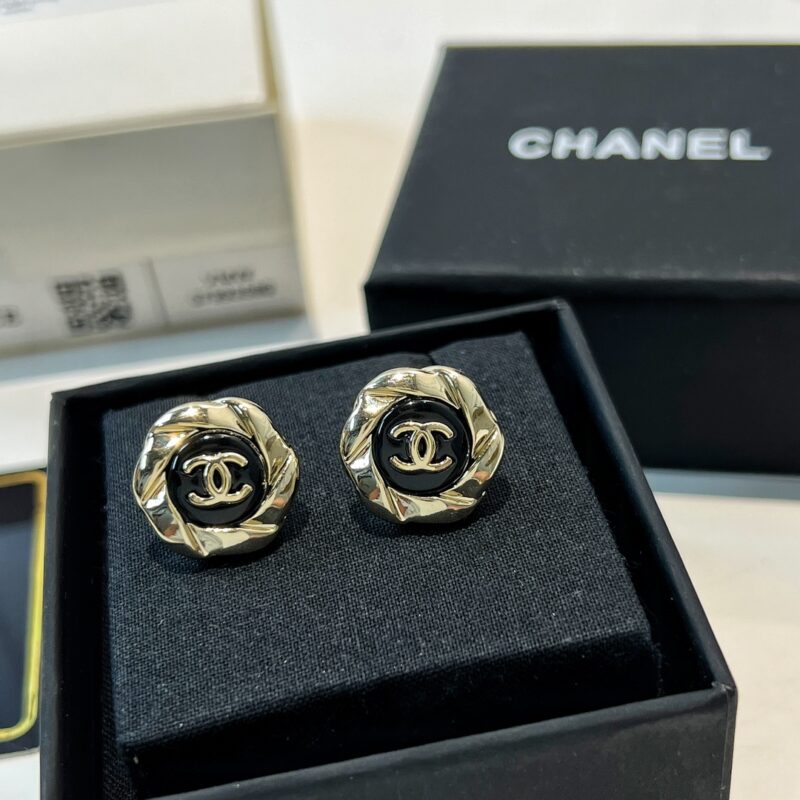 ☑️CHANEL香奈儿双c 黑色耳钉耳环 - Image 6