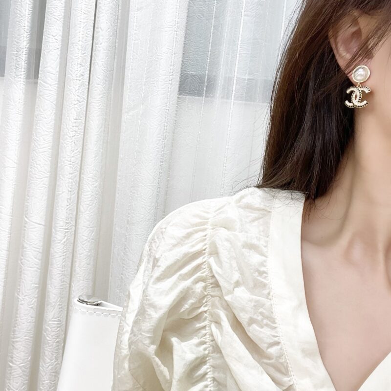 ☑️CHANEL香奈儿c2双c 珍珠黑钻耳钉耳环 - Image 5