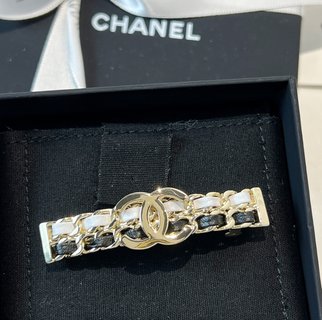☑️CHANEL香奈儿双c黑白皮绳发夹发卡