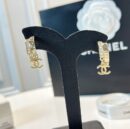 ☑️CHANEL香奈儿c2双c满钻耳钉耳环