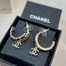 ☑️CHANEL香奈儿c2双c黑皮绳字母耳钉耳环