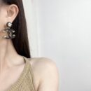☑️CHANEL香奈儿c2双c黑皮山茶花耳钉耳环