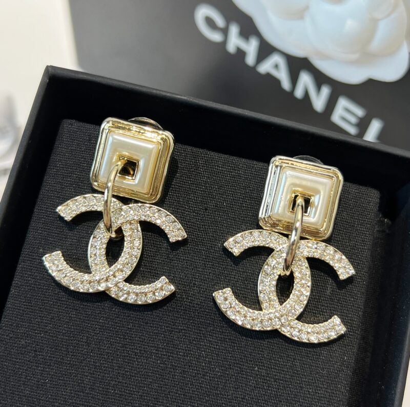 ☑️CHANEL香奈儿c2双c满钻方形耳钉耳环 - Image 6