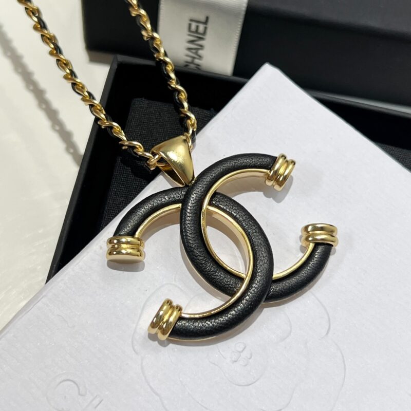 ☑️CHANEL香奈儿双c黑皮绳项链 - Image 6