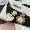 ☑️CHANEL香奈儿c2双c满钻桃心爱心耳钉耳环