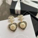 ☑️CHANEL香奈儿c2双c满钻桃心爱心耳钉耳环