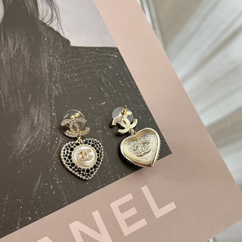 ☑️CHANEL香奈儿c2双c满钻桃心爱心耳钉耳环 - Image 10