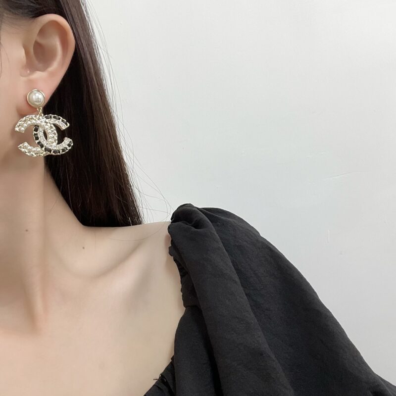 ☑️CHANEL香奈儿c2双c黑皮绳珍珠耳钉耳环 - Image 4