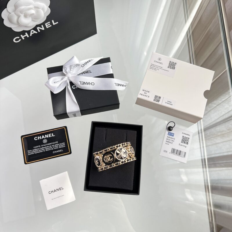 ☑️CHANEL香奈儿双c黑皮绳开口手镯 - Image 3