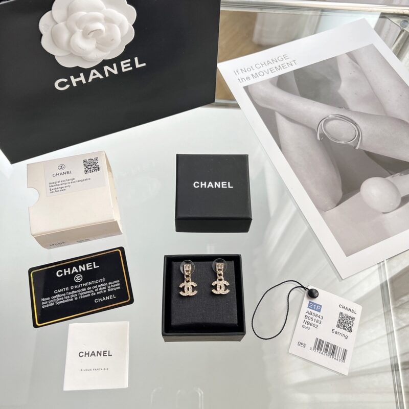 ☑️CHANEL香奈儿C2双c满钻耳钉耳环 - Image 3