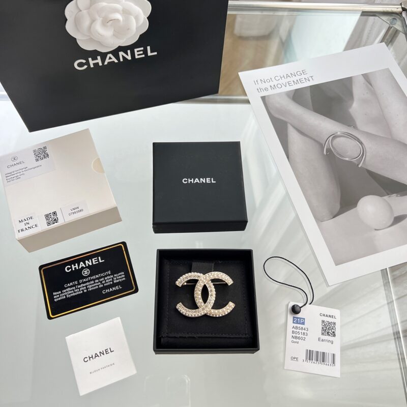 ☑️CHANEL香奈儿双c珍珠胸针 - Image 3