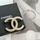 ☑️CHANEL香奈儿双c珍珠胸针
