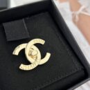 ☑️CHANEL香奈儿金色双c胸针