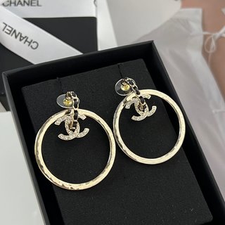 ☑️CHANEL香奈儿C2金色双c圆形耳钉耳环