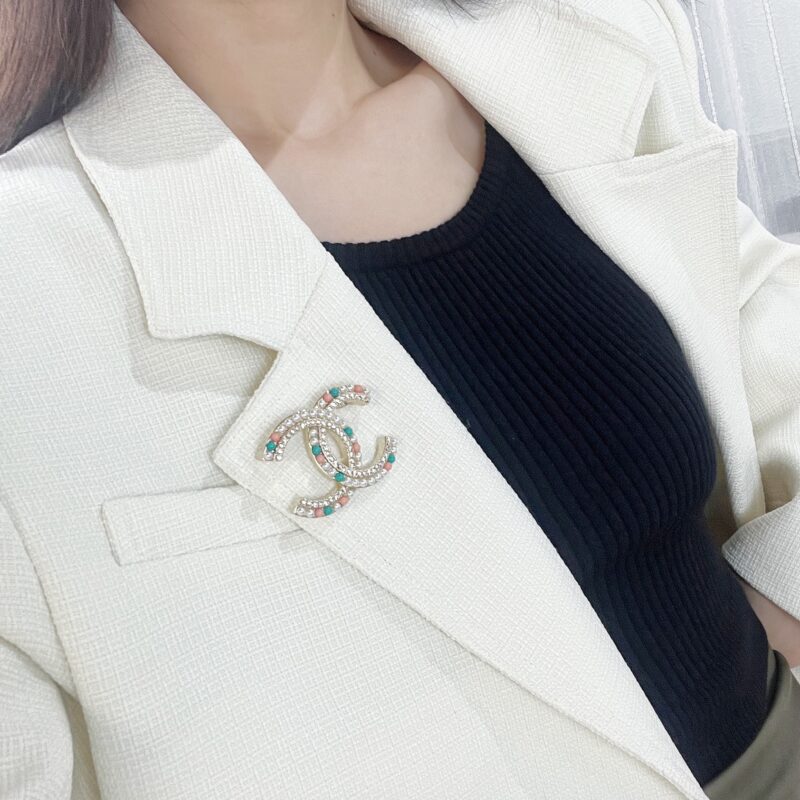 ☑️CHANEL香奈儿双c彩色珍珠胸针 - Image 6