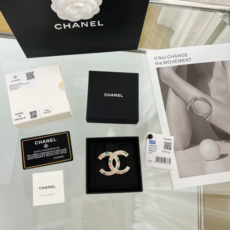 ☑️CHANEL香奈儿双c彩色珍珠胸针 - Image 3
