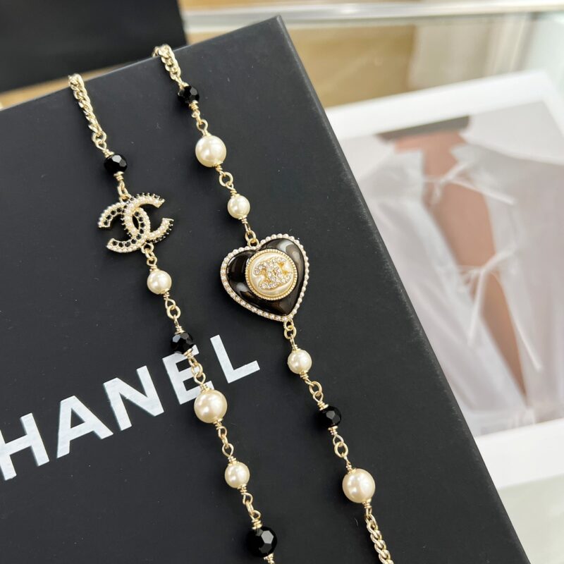 ☑️CHANEL香奈儿双c桃心黑白钻毛衣链项链 - Image 11