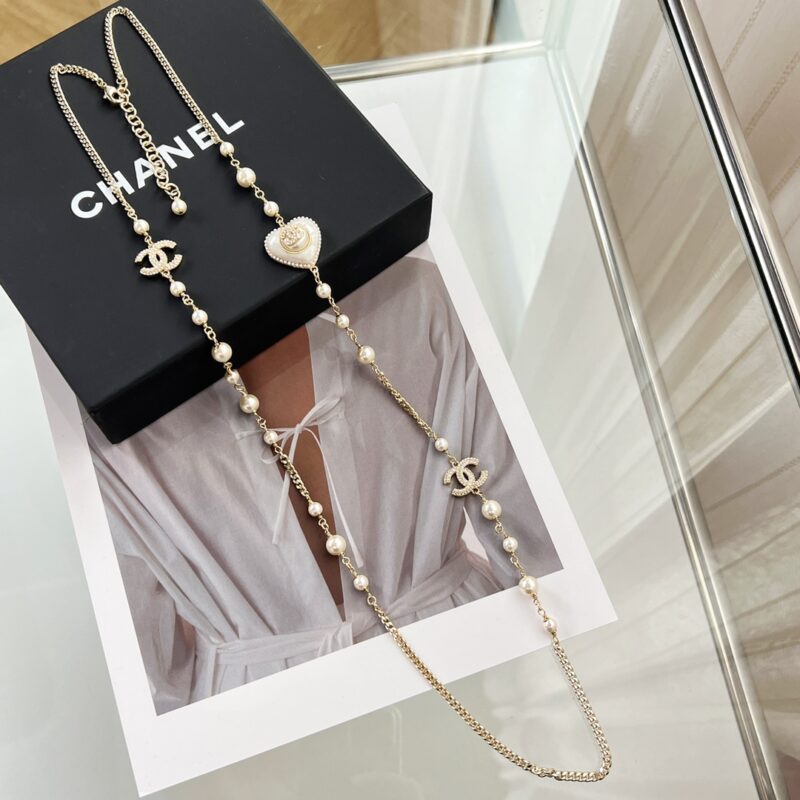☑️CHANEL香奈儿双c桃心黑白钻毛衣链项链 - Image 8