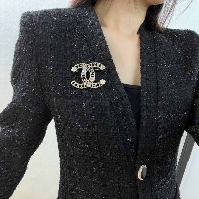 ☑️CHANEL香奈儿双c 彩钻胸针 - Image 4