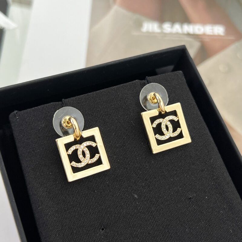 ☑️CHANEL香奈儿双c 方形耳钉耳环 - Image 7