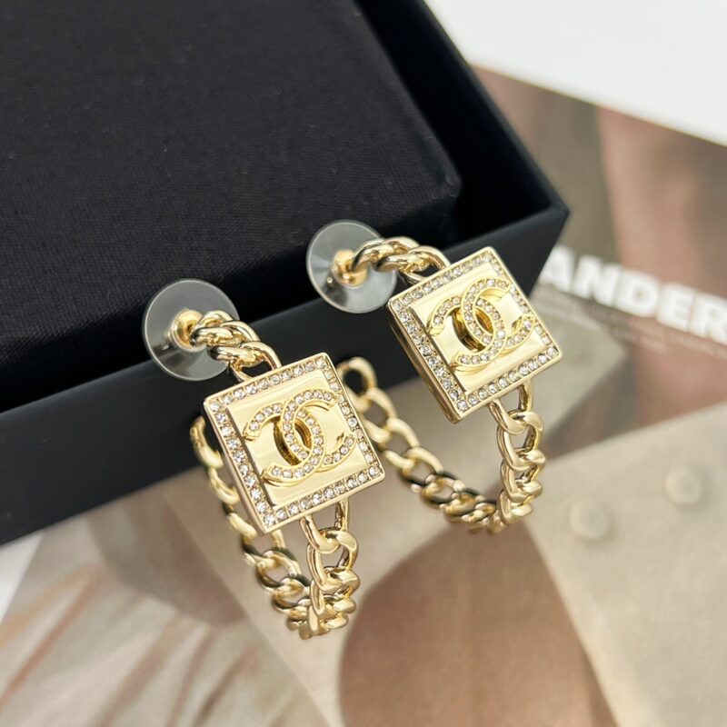 ☑️CHANEL香奈儿双c 方形耳钉耳环 - Image 8