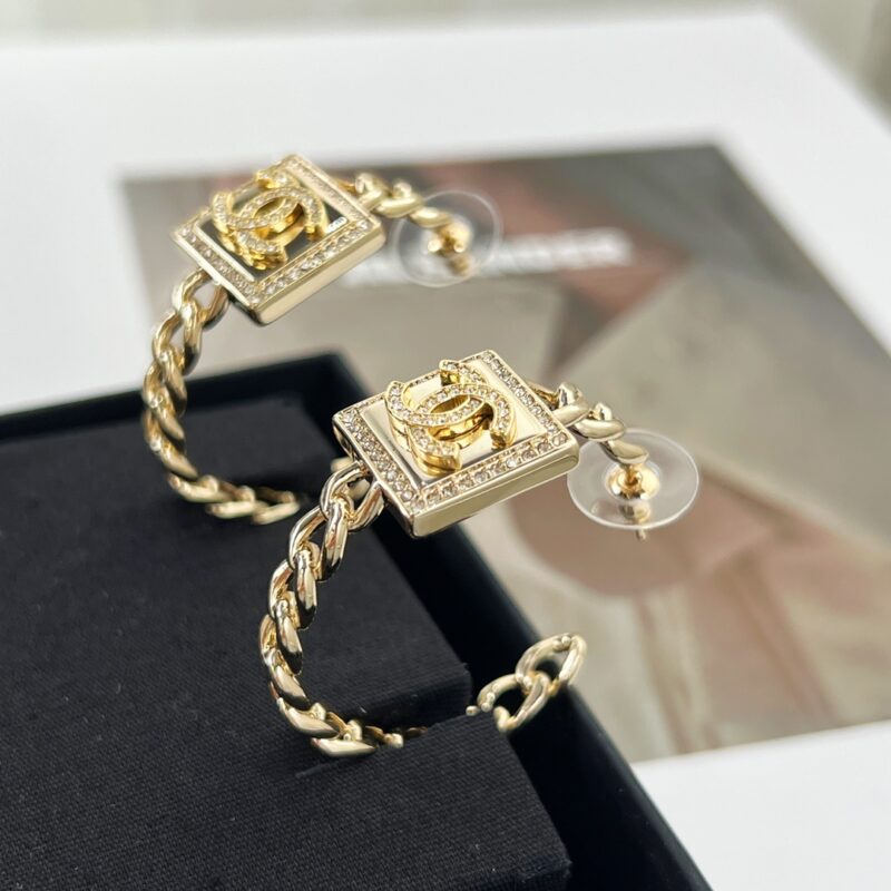 ☑️CHANEL香奈儿双c 方形耳钉耳环 - Image 7
