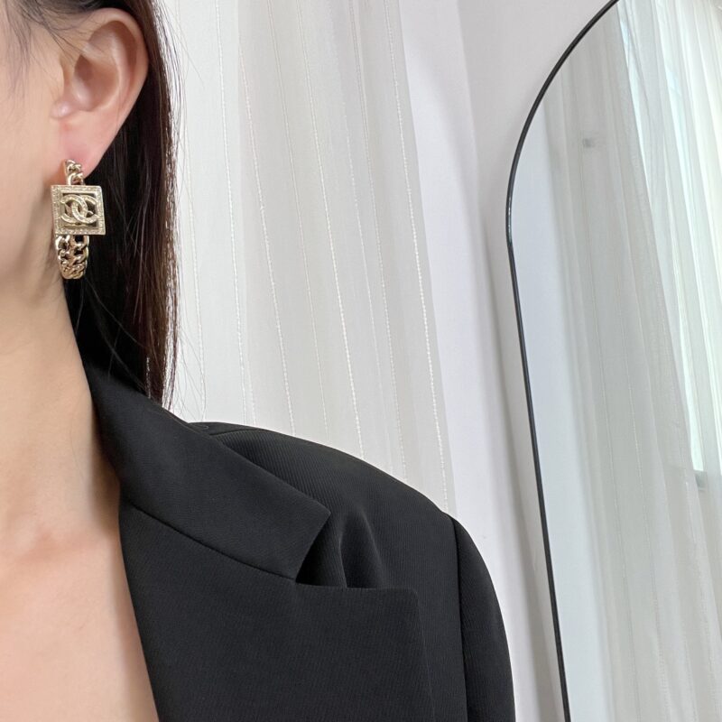 ☑️CHANEL香奈儿双c 方形耳钉耳环 - Image 6