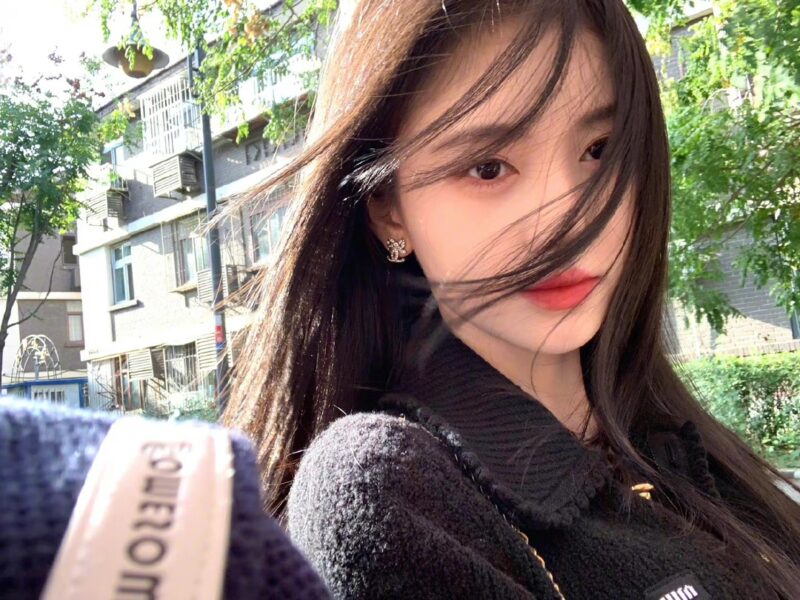 ☑️CHANEL香奈儿双c 满钻蝴蝶结耳钉耳环 - Image 7