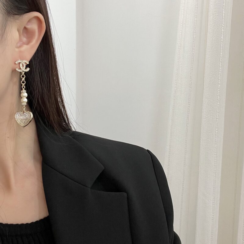 ☑️CHANEL香奈儿c2双c桃心爱心珍珠耳钉耳 - Image 9