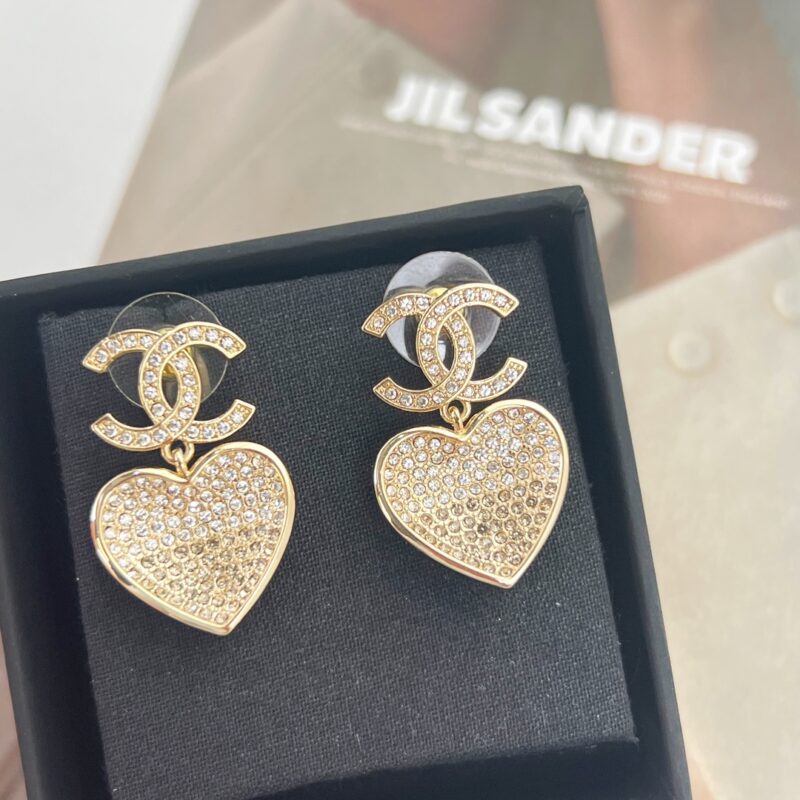 ☑️CHANEL香奈儿c2双c桃心爱心耳钉耳环 - Image 9