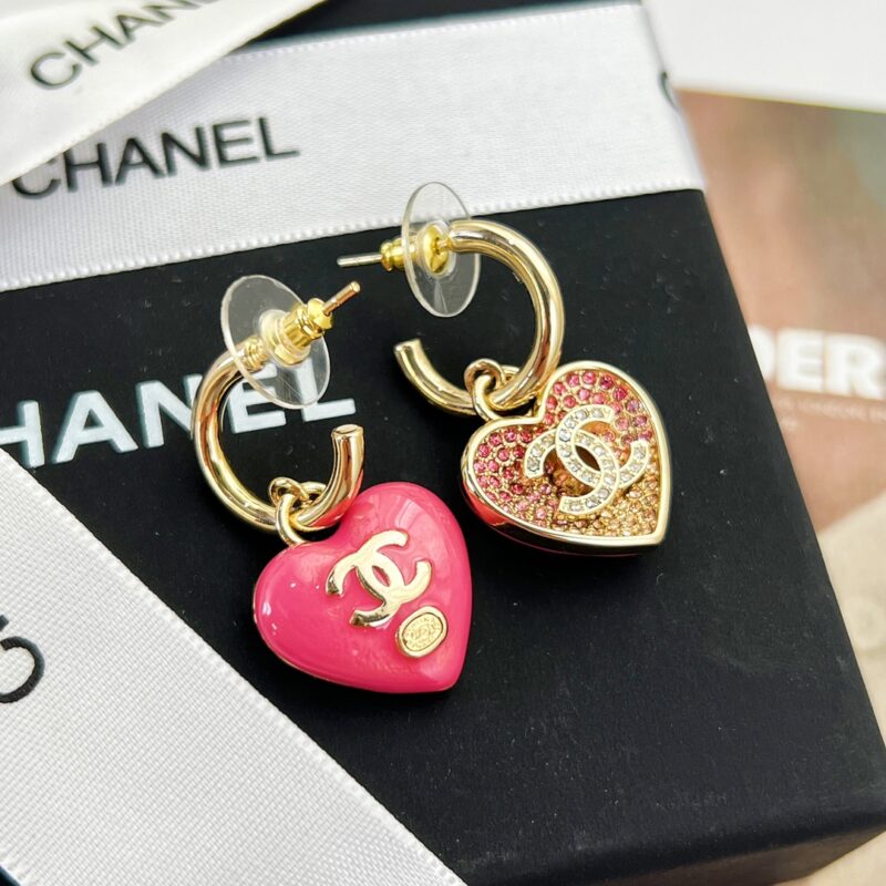 ☑️CHANEL香奈儿c2双c桃心爱心耳钉耳环 - Image 11
