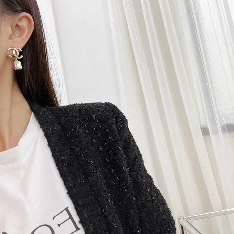 ☑️CHANEL香奈儿双c方钻耳钉耳环 - Image 4