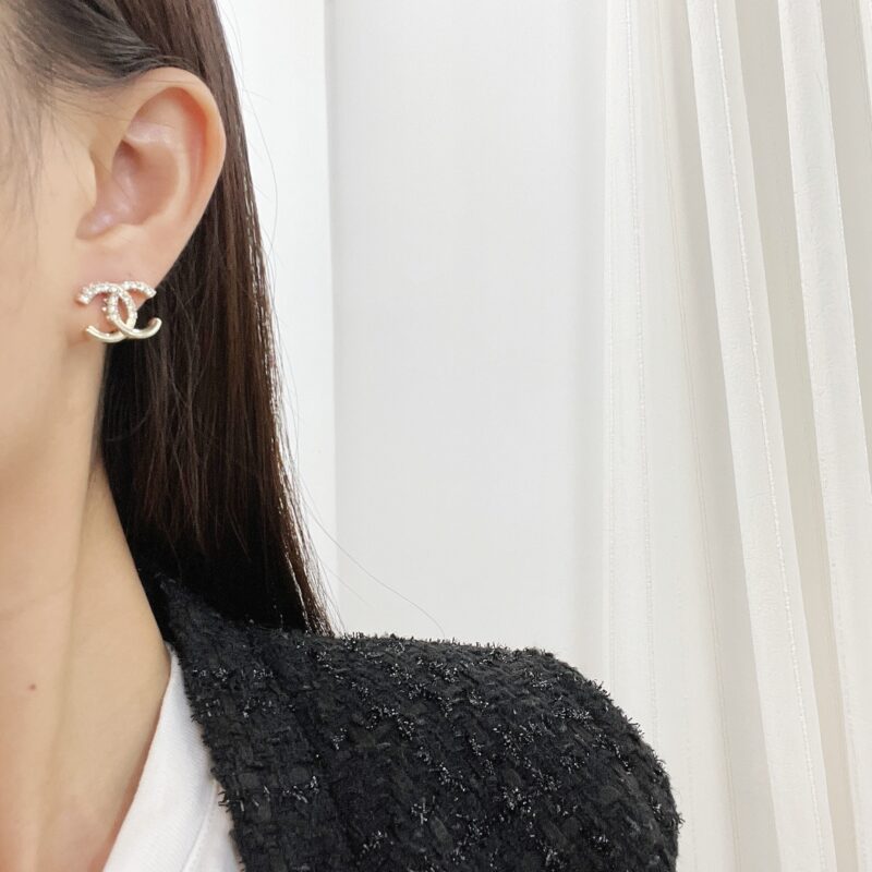 ☑️CHANEL香奈儿双c半钻耳钉耳环 - Image 7