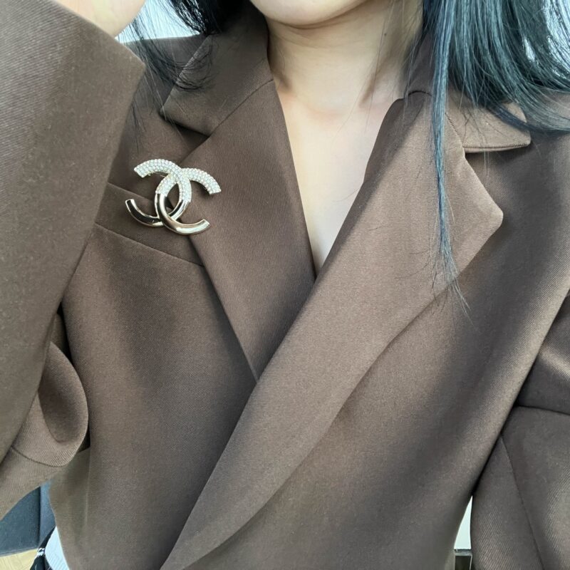 ☑️CHANEL香奈儿双c半钻胸针 - Image 7