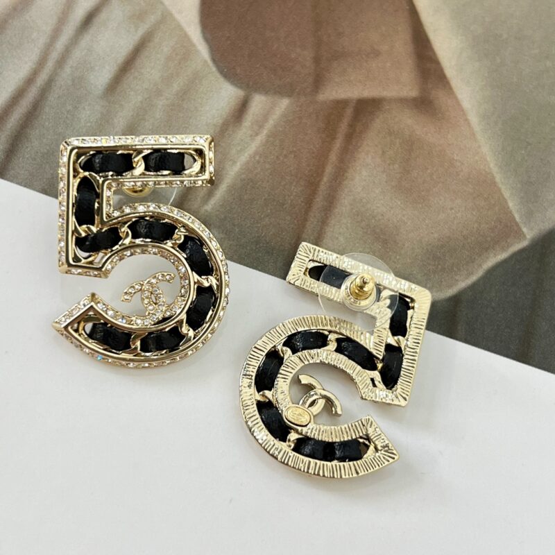 ☑️CHANEL香奈儿双c黑皮绳5字耳环耳钉 - Image 10