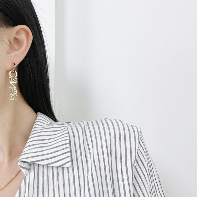 ☑️CHANEL香奈儿金色双c字母耳钉耳环 - Image 4