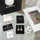 ☑️CHANEL香奈儿金色双c锁头耳钉耳环