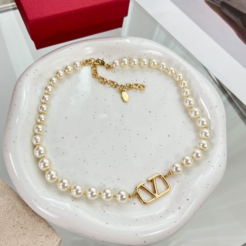 ☑️ VALENTINO华伦天奴珍珠项链 - Image 6