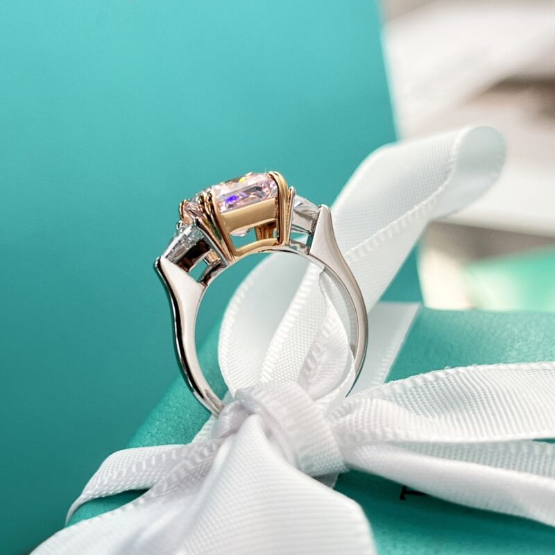 ☑️TIFFANY&Co.蒂芙尼方形粉钻戒指 - Image 8