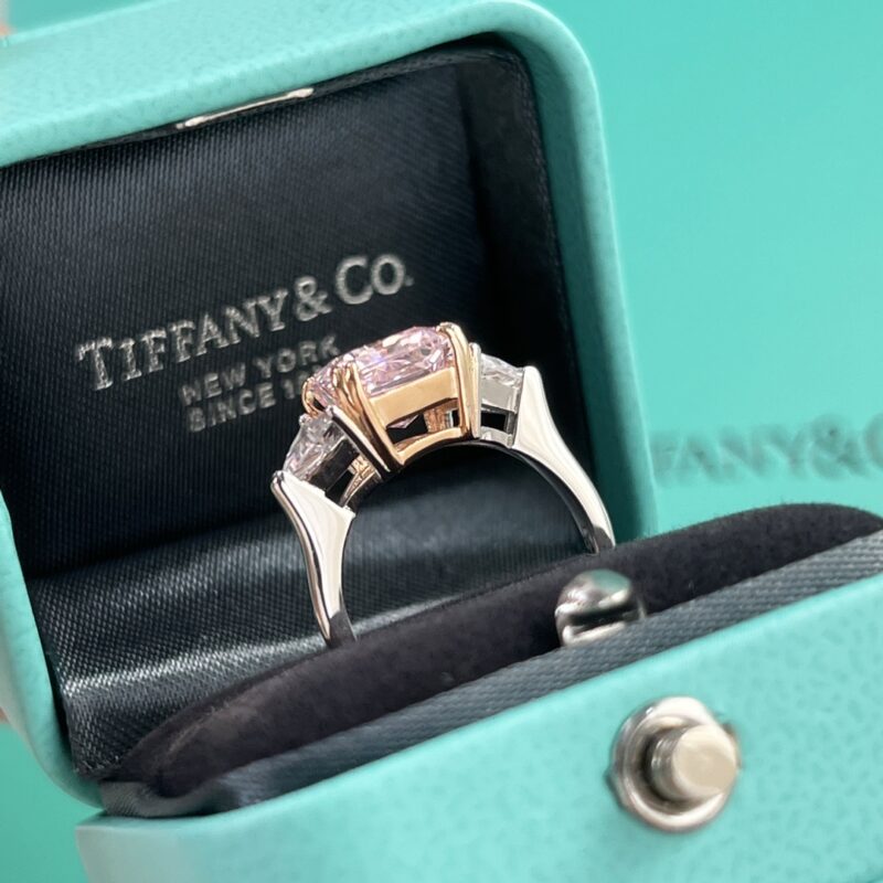 ☑️TIFFANY&Co.蒂芙尼方形粉钻戒指 - Image 7