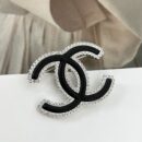 ☑️CHANEL香奈儿双c黑皮满钻胸针