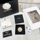 ☑️CHANEL香奈儿双c金色圆形麦穗胸针