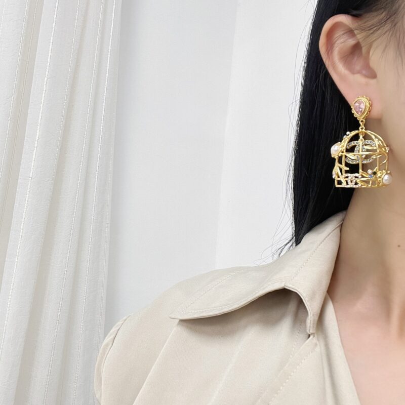 ☑️CHANEL香奈儿双c金色鸟笼耳钉耳环 - Image 7