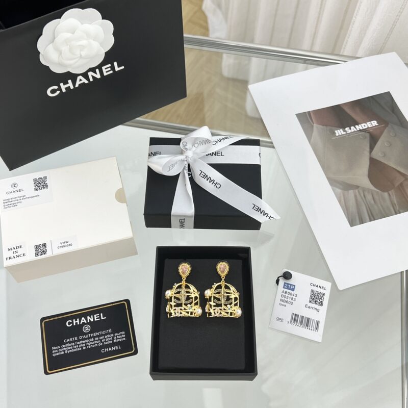 ☑️CHANEL香奈儿双c金色鸟笼耳钉耳环 - Image 3