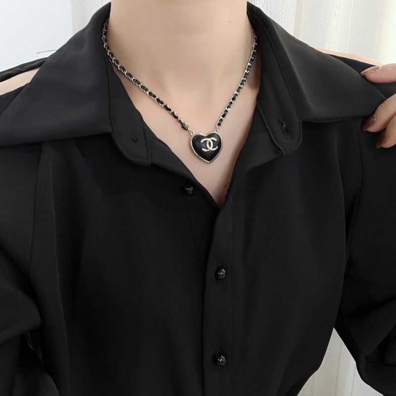 ☑️CHANEL香奈儿双c桃心爱心项链 - Image 6