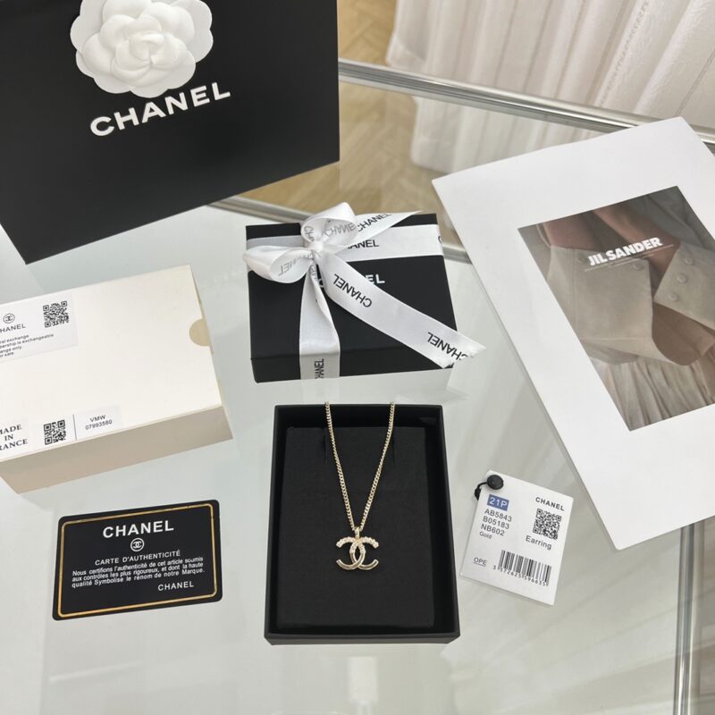 ☑️CHANEL香奈儿双c水钻拼接项链 - Image 3