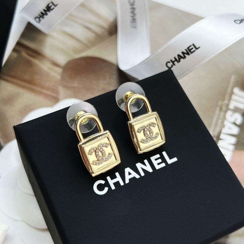 ☑️CHANEL香奈儿c1双c锁头🔒耳钉耳环 - Image 7