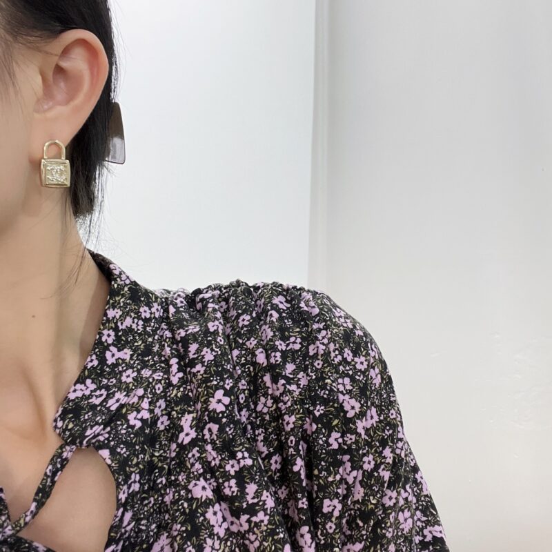 ☑️CHANEL香奈儿c1双c锁头🔒耳钉耳环 - Image 6