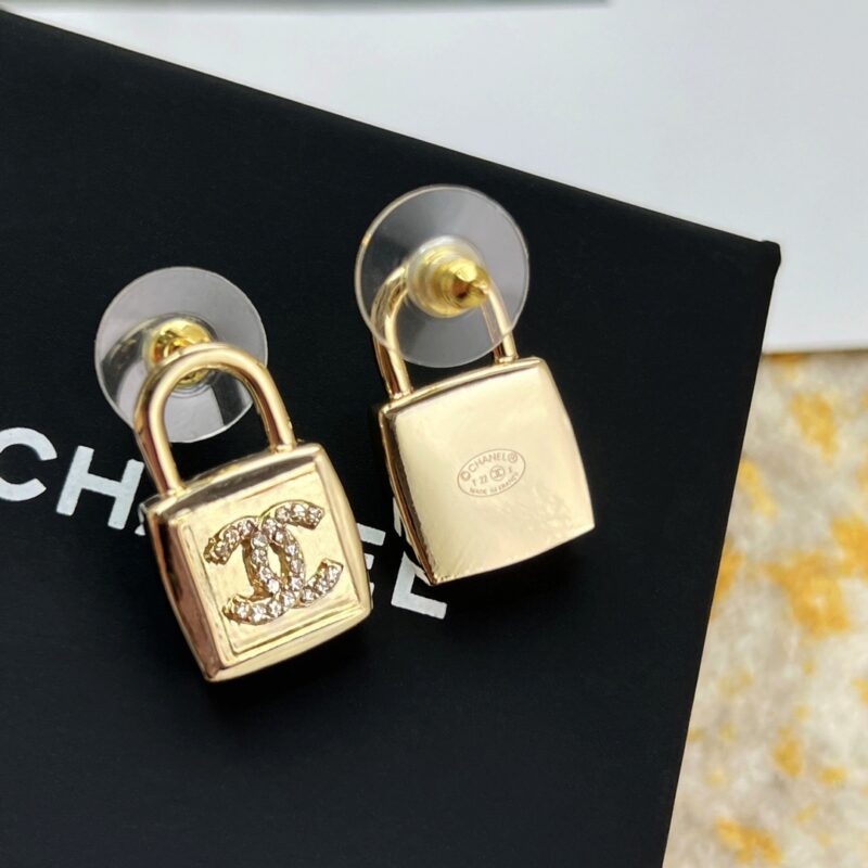 ☑️CHANEL香奈儿c1双c锁头🔒耳钉耳环 - Image 10