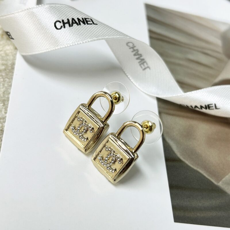 ☑️CHANEL香奈儿c1双c锁头🔒耳钉耳环 - Image 9